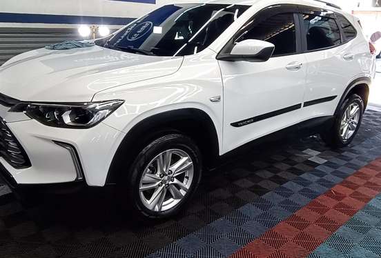 CHEVROLET-TRACKER-2022