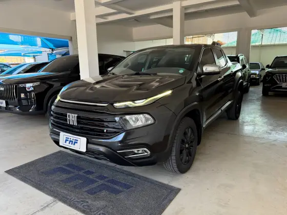 FIAT TORO 1.3 TURBO 270 FLEX ENDURANCE AT6 FIAT TORO 1.3 TURBO 270 FLEX ENDURANCE AT6