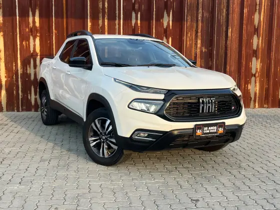 FIAT TORO 1.3 TURBO 270 FLEX FREEDOM AT6 FIAT TORO 1.3 TURBO 270 FLEX FREEDOM AT6