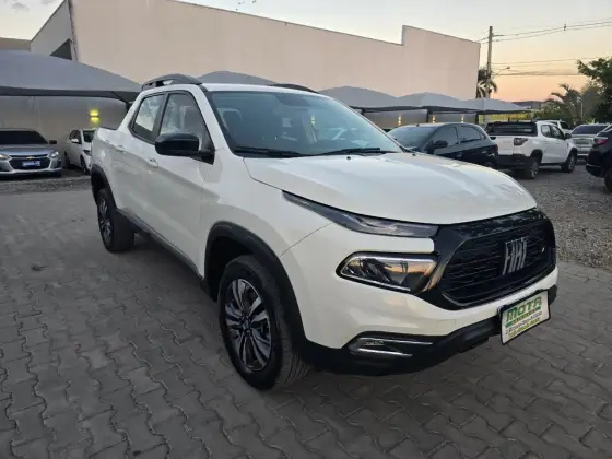 FIAT TORO 1.3 TURBO 270 FLEX FREEDOM AT6 FIAT TORO 1.3 TURBO 270 FLEX FREEDOM AT6