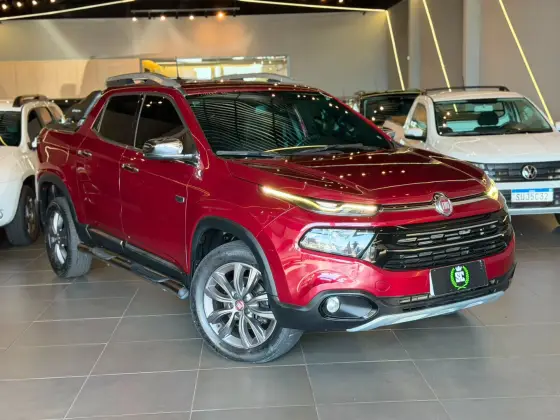 FIAT TORO 2.0 16V TURBO DIESEL RANCH 4WD AT9 FIAT TORO 2.0 16V TURBO DIESEL RANCH 4WD AT9