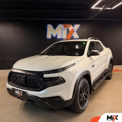 FIAT TORO 2.0 16V TURBO DIESEL ULTRA 4WD AT9 FIAT TORO 2.0 16V TURBO DIESEL ULTRA 4WD AT9