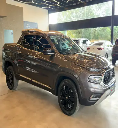 FIAT TORO 2.0 16V TURBO DIESEL VOLCANO 4WD AT9 FIAT TORO 2.0 16V TURBO DIESEL VOLCANO 4WD AT9