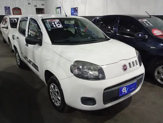 FIAT UNO 1.0 EVO VIVACE 8V FLEX 4P MANUAL FIAT UNO 1.0 EVO VIVACE 8V FLEX 4P MANUAL