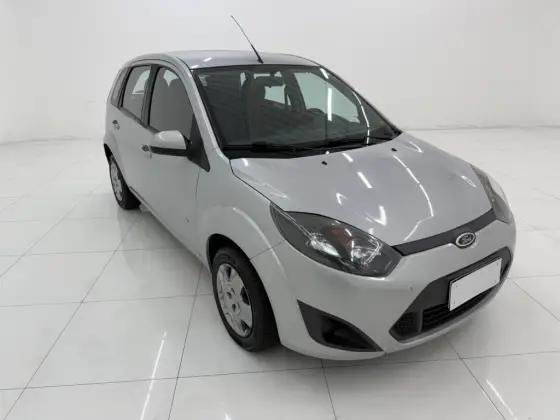 FORD FIESTA 1.0 ROCAM HATCH 8V FLEX 4P MANUAL FORD FIESTA 1.0 ROCAM HATCH 8V FLEX 4P MANUAL