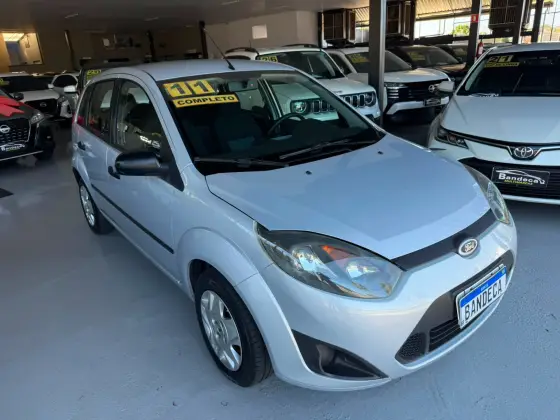 FORD FIESTA 1.6 ROCAM HATCH 8V FLEX 4P MANUAL FORD FIESTA 1.6 ROCAM HATCH 8V FLEX 4P MANUAL