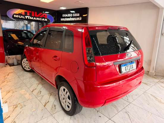FORD-FIESTA-2013