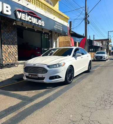 FORD FUSION 2.0 TITANIUM AWD 16V GASOLINA 4P AUTOMÁTICO FORD FUSION 2.0 TITANIUM AWD 16V GASOLINA 4P AUTOMÁTICO