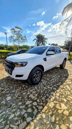 FORD RANGER 3.2 XL 4X4 CD 20V DIESEL 4P AUTOMÁTICO