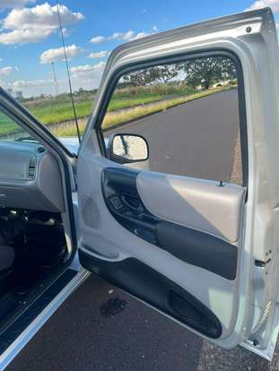 FORD-RANGER-1996