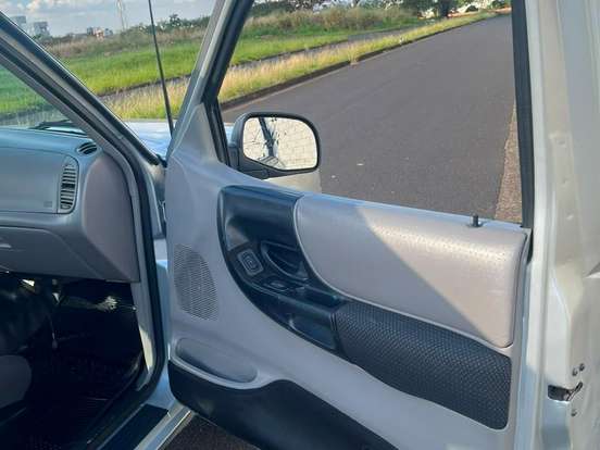 FORD-RANGER-4.0 STX 4X2 CE V6 12V GASOLINA 2P MANUAL FORD-RANGER-1996