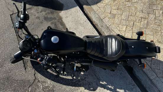 HARLEY-DAVIDSON-SPORTSTER IRON 883-2020