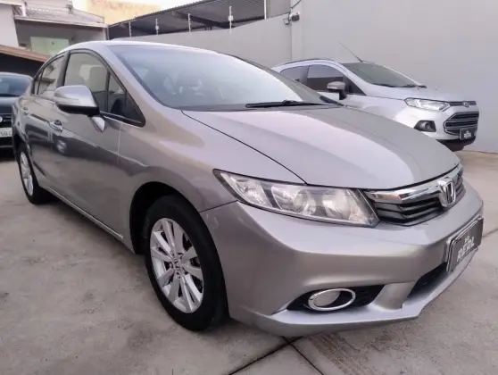 HONDA CIVIC 2.0 LXR 16V FLEX 4P AUTOMÁTICO HONDA CIVIC 2.0 LXR 16V FLEX 4P AUTOMÁTICO
