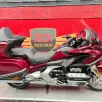 HONDA GL 1800 GOLD WING TOUR HONDA GL 1800 GOLD WING TOUR