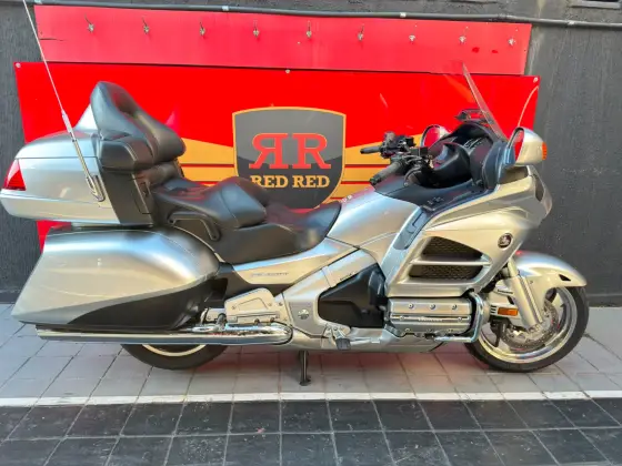 HONDA GL 1800 GOLD WING HONDA GL 1800 GOLD WING