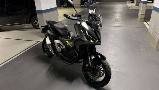 HONDA-X-ADV-2024