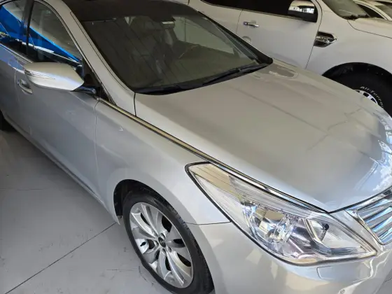 HYUNDAI AZERA 3.0 MPFI GLS V6 24V GASOLINA 4P AUTOMÁTICO HYUNDAI AZERA 3.0 MPFI GLS V6 24V GASOLINA 4P AUTOMÁTICO