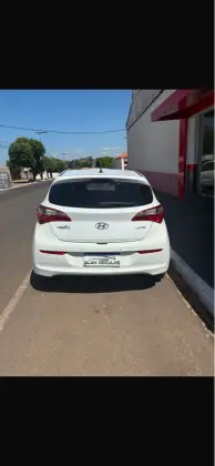 HYUNDAI HB20 1.6 COMFORT PLUS 16V FLEX 4P AUTOMÁTICO HYUNDAI HB20 1.6 COMFORT PLUS 16V FLEX 4P AUTOMÁTICO
