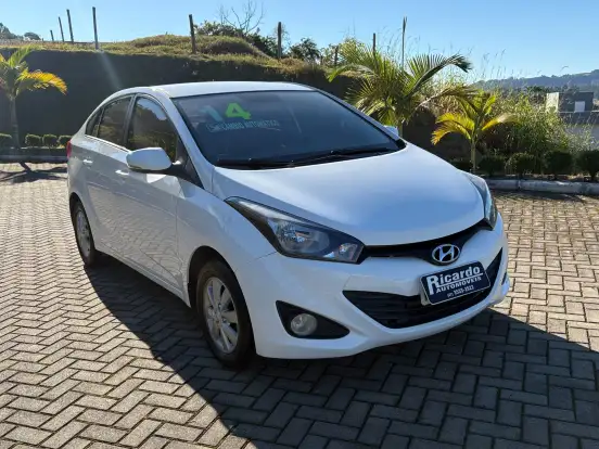 HYUNDAI-HB20S-1.6 COMFORT PLUS 16V FLEX 4P AUTOMÁTICO HYUNDAI-HB20S-2013