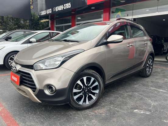 HYUNDAI-HB20X-1.6 16V STYLE FLEX 4P MANUAL HYUNDAI-HB20X-2018