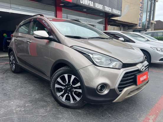 HYUNDAI-HB20X-2018