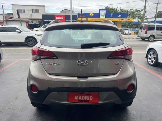 HYUNDAI-HB20X-1.6 16V STYLE FLEX 4P MANUAL HYUNDAI-HB20X-2018