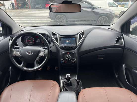 HYUNDAI-HB20X-1.6 16V STYLE FLEX 4P MANUAL HYUNDAI-HB20X-2018