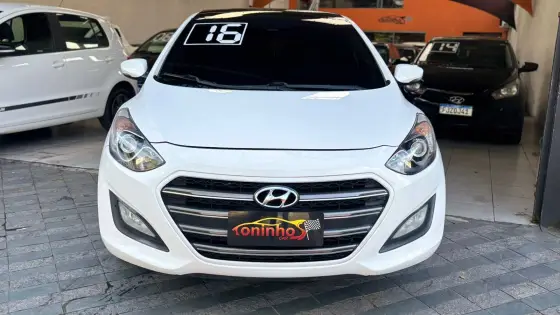 HYUNDAI I30 1.8 MPI 16V GASOLINA 4P AUTOMATICO HYUNDAI I30 1.8 MPI 16V GASOLINA 4P AUTOMATICO