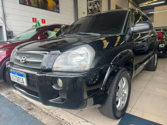HYUNDAI TUCSON 2.0 MPFI GL 16V 142CV 2WD GASOLINA 4P MANUAL