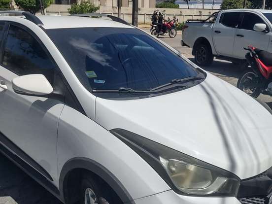 HYUNDAI-HB20X-1.6 16V STYLE FLEX 4P AUTOMÁTICO HYUNDAI-HB20X-2014