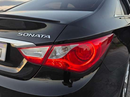 HYUNDAI-SONATA-2.4 MPFI I4 16V 182CV GASOLINA 4P AUTOMÁTICO HYUNDAI-SONATA-2011