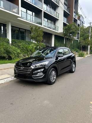 HYUNDAI-TUCSON-2021