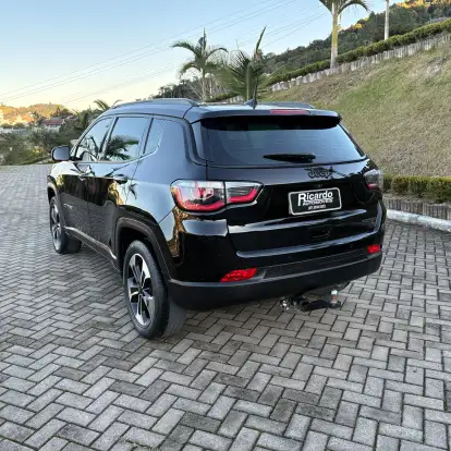 JEEP-COMPASS-2.0 16V FLEX NIGHT EAGLE AUTOMÁTICO JEEP-COMPASS-2018