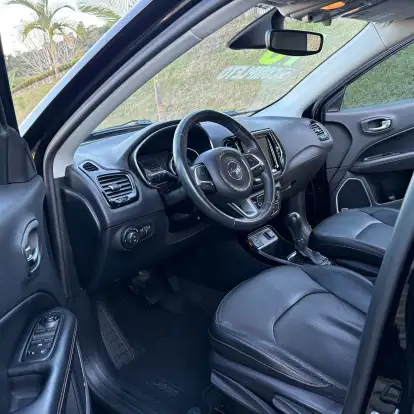 JEEP-COMPASS-2.0 16V FLEX NIGHT EAGLE AUTOMÁTICO JEEP-COMPASS-2018