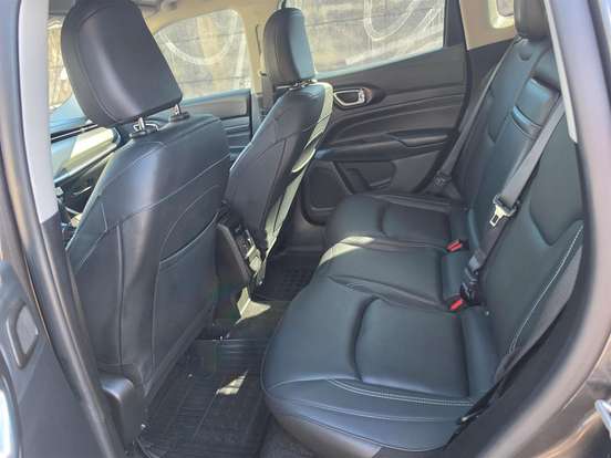 JEEP-COMPASS-2024