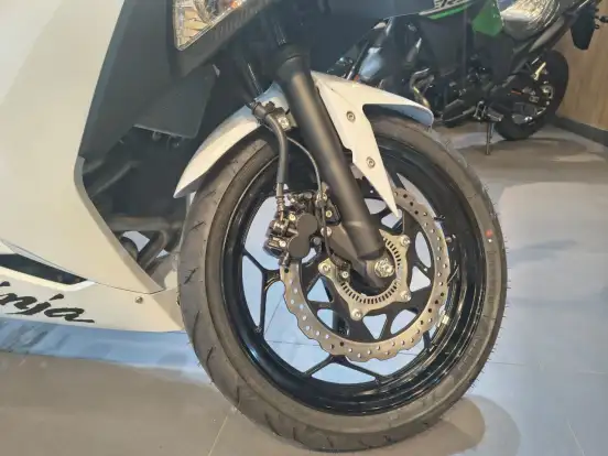 KAWASAKI-NINJA 300-2026