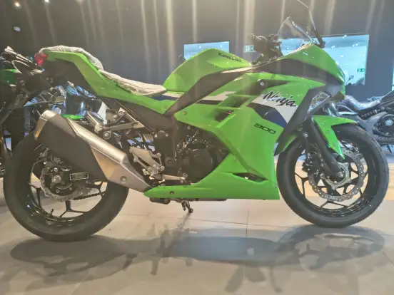 KAWASAKI-NINJA 300 KAWASAKI-NINJA 300-2025