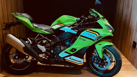 KAWASAKI NINJA ZX-4RR 