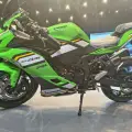 KAWASAKI NINJA ZX-4RR KAWASAKI NINJA ZX-4RR