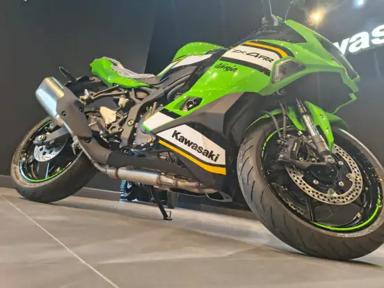 KAWASAKI-NINJA ZX-4RR KAWASAKI-NINJA ZX-4RR-2025