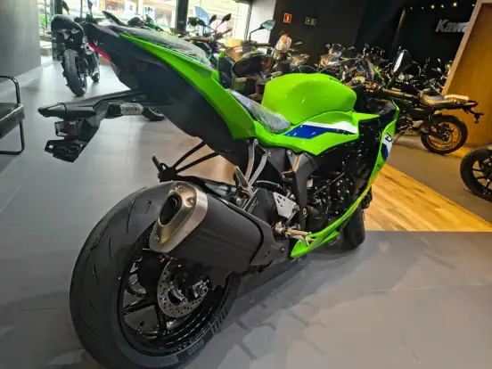 KAWASAKI-NINJA ZX-6R KRT-2026