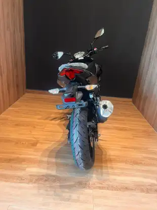 KAWASAKI-Z500-2026
