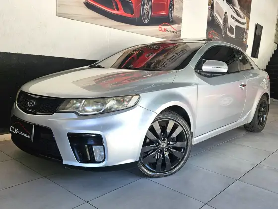 KIA CERATO 2.0 KOUP 16V GASOLINA 2P AUTOMÁTICO