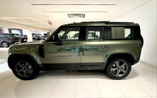 LAND ROVER-DEFENDER-2026