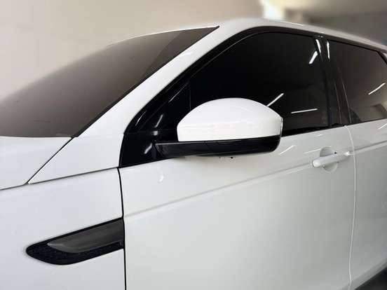 LAND ROVER-DISCOVERY SPORT-2015