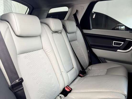 LAND ROVER-DISCOVERY SPORT-2015