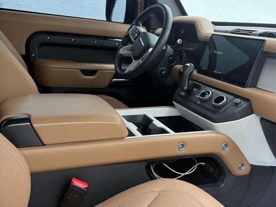 LAND ROVER-DEFENDER-3.0 D300 TURBO DIESEL MHEV 90 X-DYNAMIC HSE AWD AUTOMÁTICO LAND ROVER-DEFENDER-2024