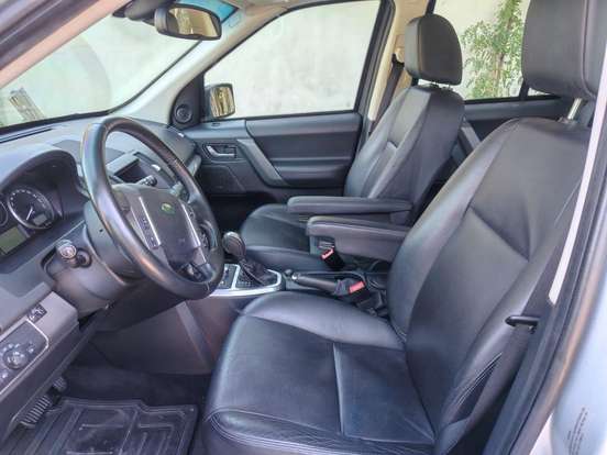 LAND ROVER-FREELANDER-2010