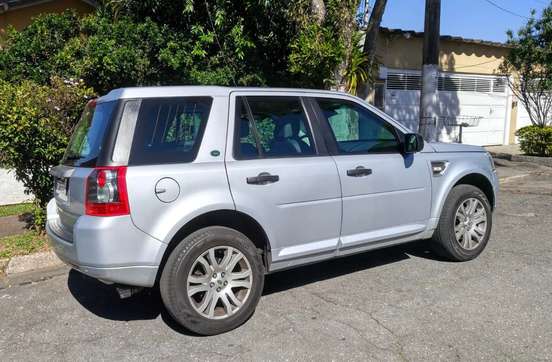 LAND ROVER-FREELANDER-3.2 SE 6 CILINDROS 24V GASOLINA 4P AUTOMÁTICO LAND ROVER-FREELANDER-2010