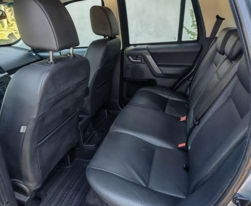 LAND ROVER-FREELANDER-2010